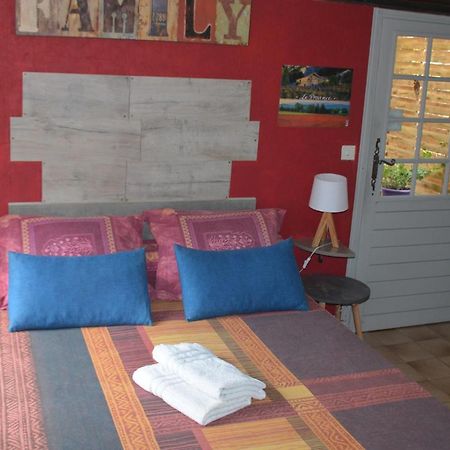 Mas Les Cigales Bed and Breakfast Roaix Eksteriør billede