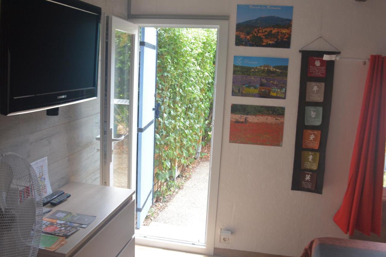 Mas Les Cigales Bed and Breakfast Roaix Eksteriør billede
